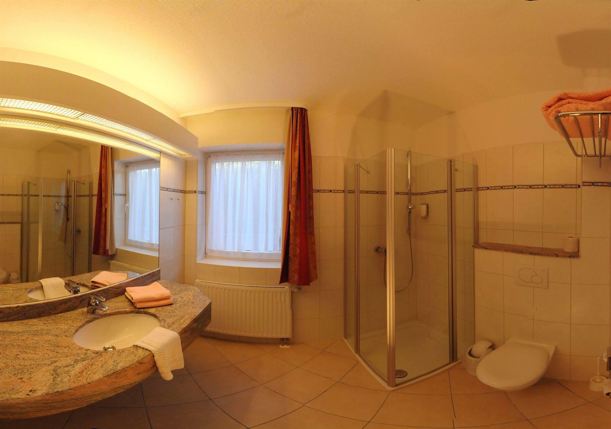 Wittensee Schuetzenhof Hotel